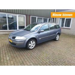 Renault MEGANE MÉGANE GRAND TOUR 1.6 16V PRIVILÈGE