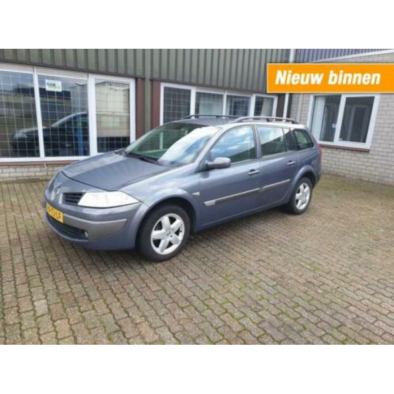 Renault MEGANE MÉGANE GRAND TOUR 1.6 16V PRIVILÈGE