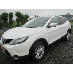 Nissan Qashqai 1.2 Connect Edition Panoramadak, 360 camera