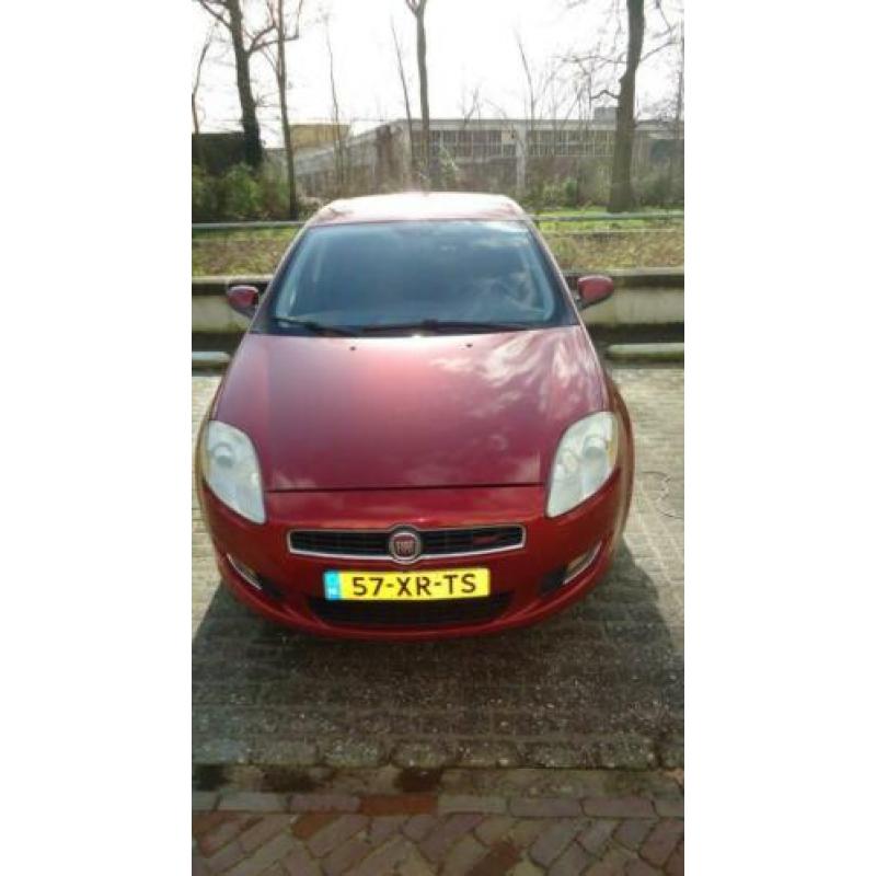 Fiat Bravo 1.4 T-jet 150PK SPORT UITVOERING 5DR 2007 Rood