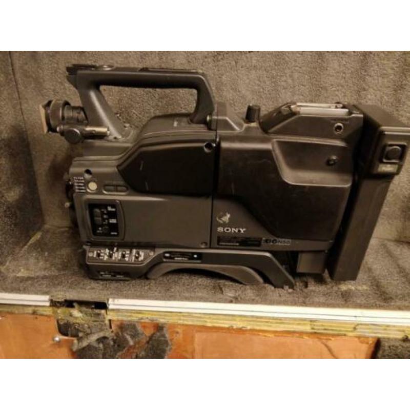 Sony DXC-D50 camera's