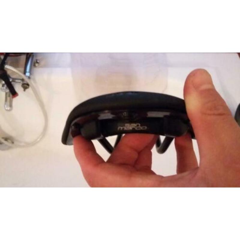 Zadels selle san Marco en Fizik nieuw