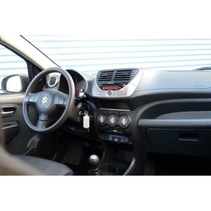 Suzuki Alto 1.0 Celebration EASSS 5-Deurs, Airco, Trekhaak,