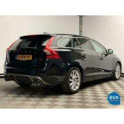 Volvo V60 1.6 D2 R-Design (bj 2013, automaat)