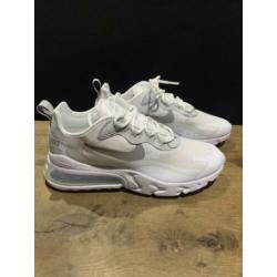 Nike Air max 270 react wit grijs maat 42 NIEUW IN DOOS