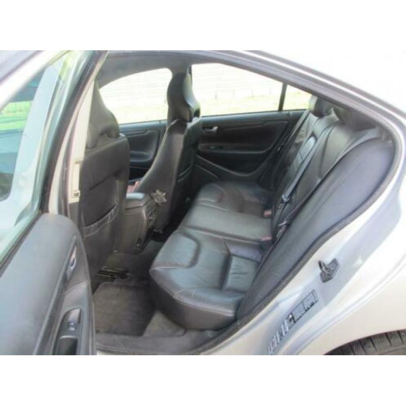 Volvo S60 2.4 D 5 2003