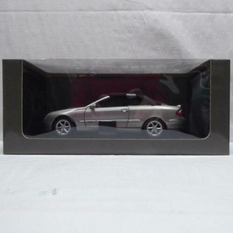 Mercedes Benz CLK Cabrio soft en hard TOP | Kyosho 1:18