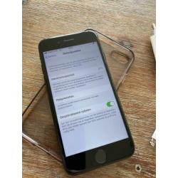 Zeer mooie iPhone 7 32GB pas 1 jaar en 2mnd oud.