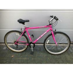 5 mountainbike 26inch 24versnellingen