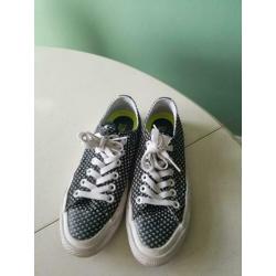 Chuck Taylor / Converse All Stars 37