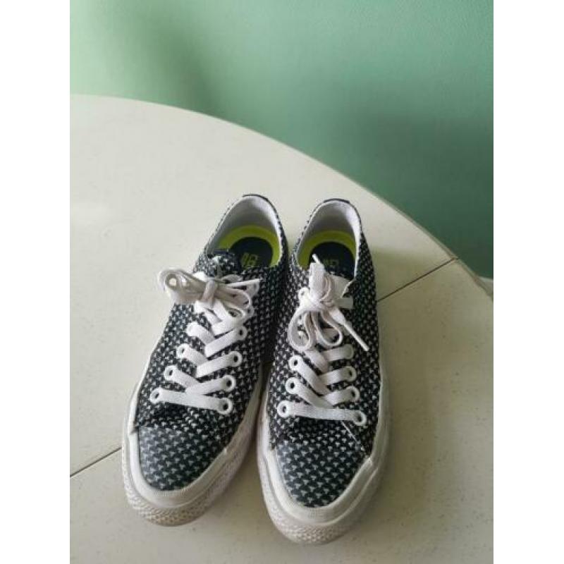 Chuck Taylor / Converse All Stars 37