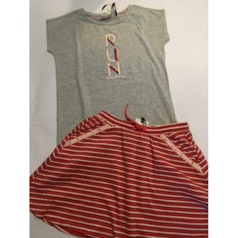 NIEUW Tumble n dry set maar 134-140