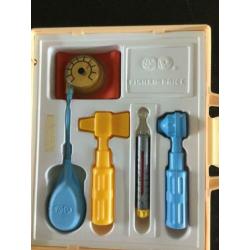 Fisher price medical kit 1977 nr 936