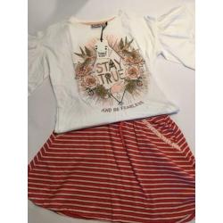 NIEUW Tumble n dry set maar 134-140