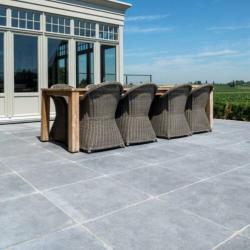terrastegels Vietnamees hardsteen Abdij 80x80 cm verouderd