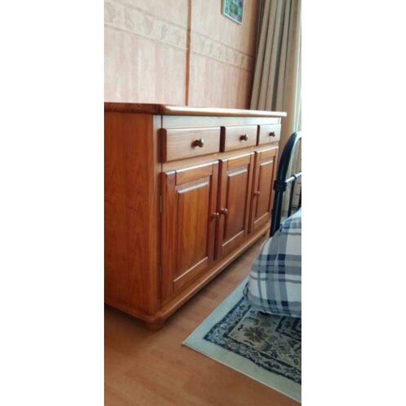Grenen dressoir 145x52 90cm hoog