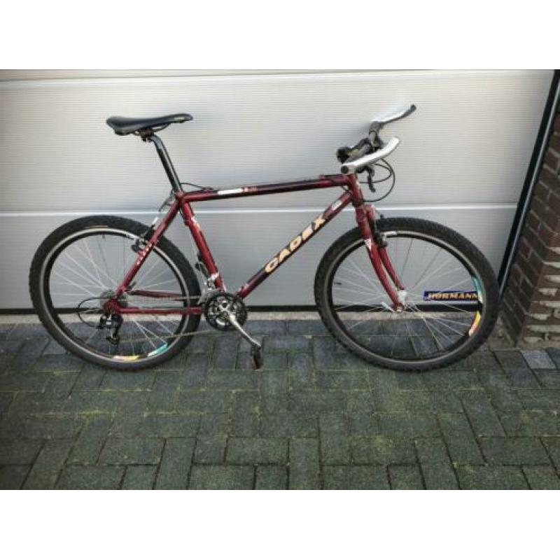 5 mountainbike 26inch 24versnellingen
