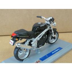 Triumph Speed Triple zwart 1:18