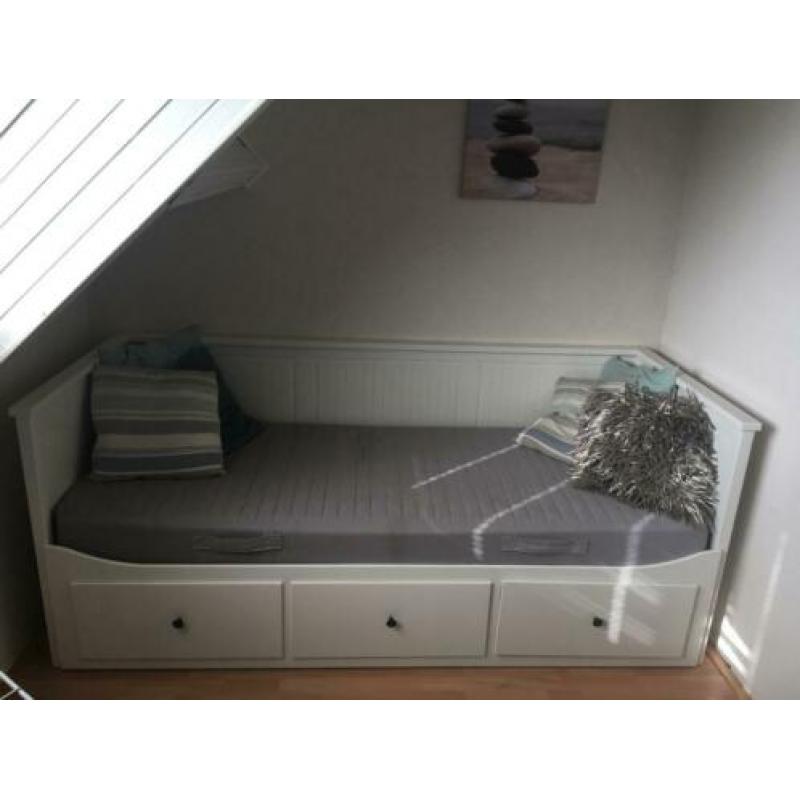 Ikea Hemnes Bed Bank wit
