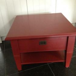 Te koop bijzettafel met doorschuiflade L+B=69cm,H=47cm