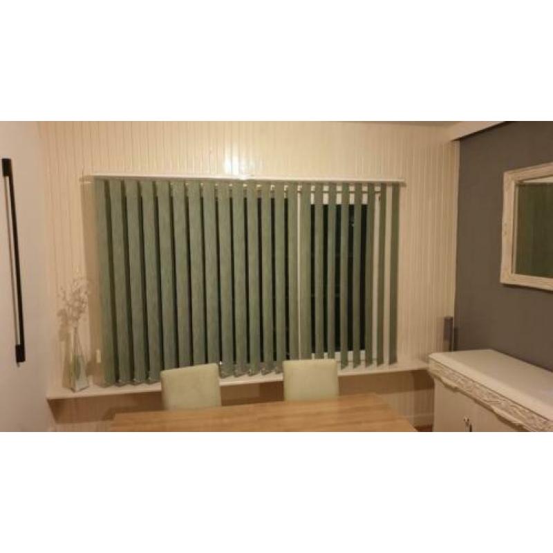 Lamellen Jaloezieen groen textiel z.g.a.n.