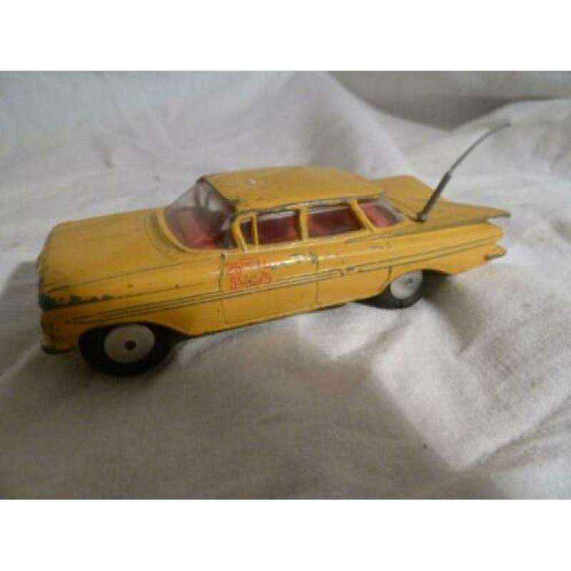 Corgi Toys chevrolet Impala taxi