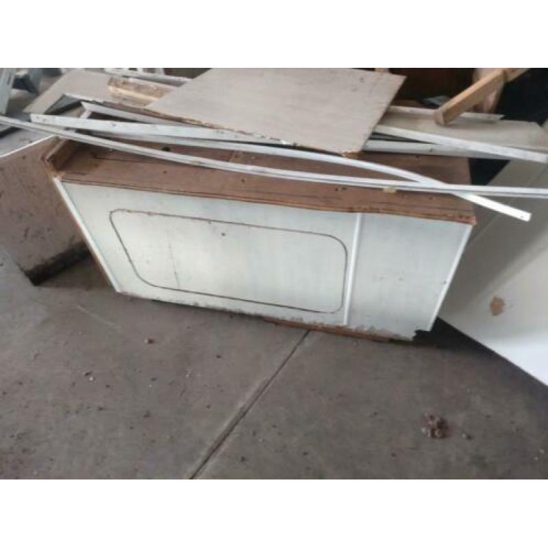 Mercedes 207 camper inrichting