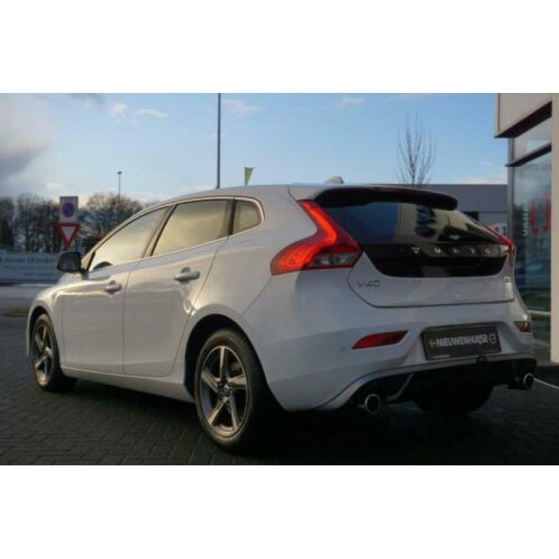 Volvo V40 2.0 D2 R-Design Business SPORT XENON TREKHAAK NAVI