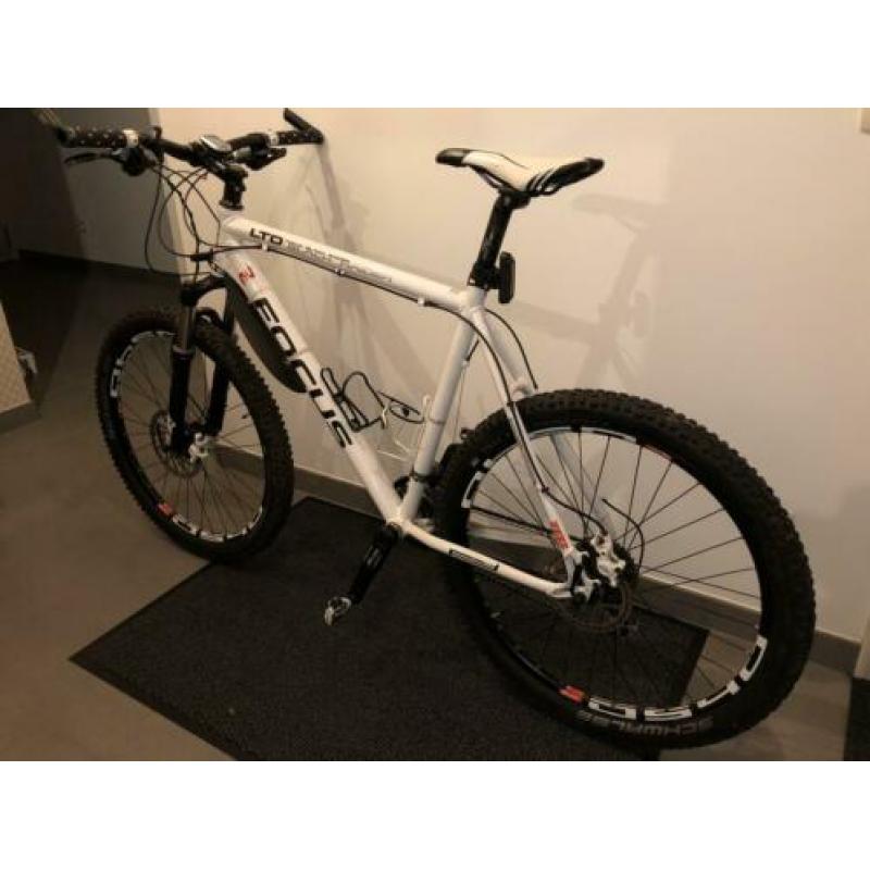 Focus Black Raider