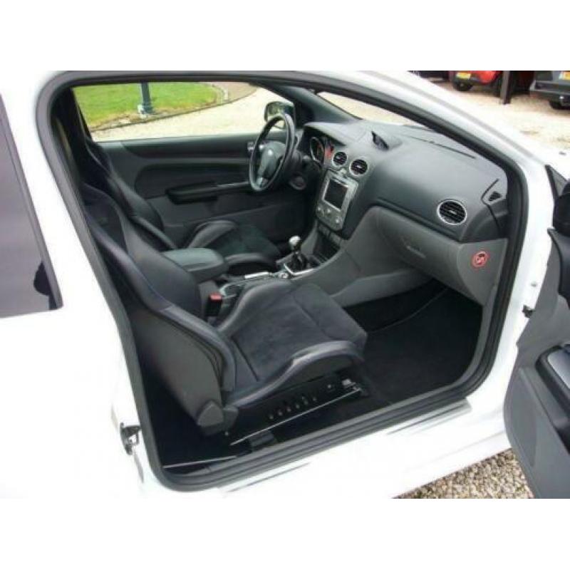 Ford Focus 2.5 RS turbo 305pk,Keyles,Xenon,Navi,Achteruitrca