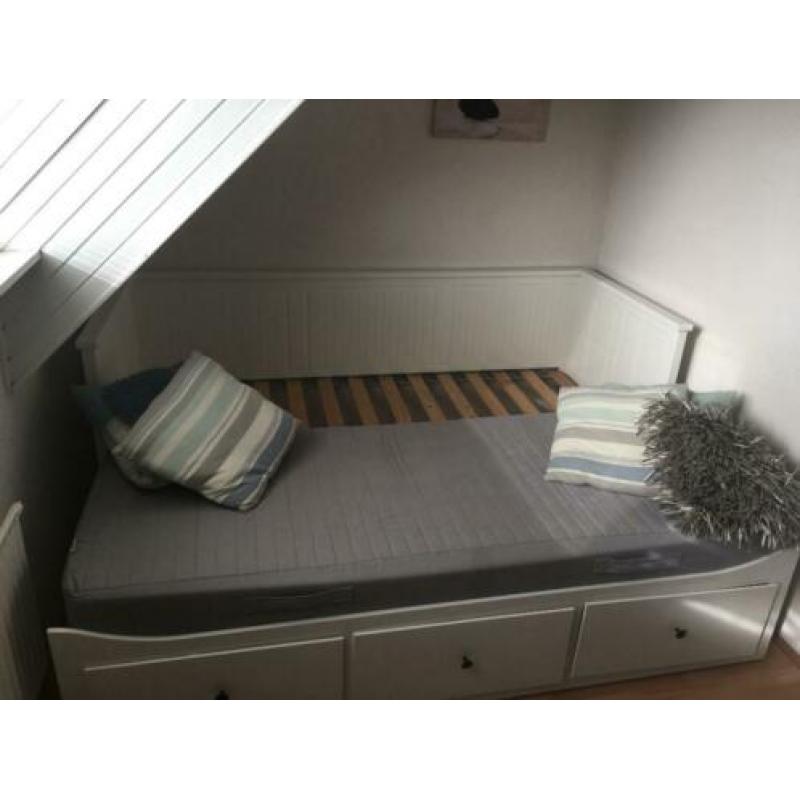 Ikea Hemnes Bed Bank wit