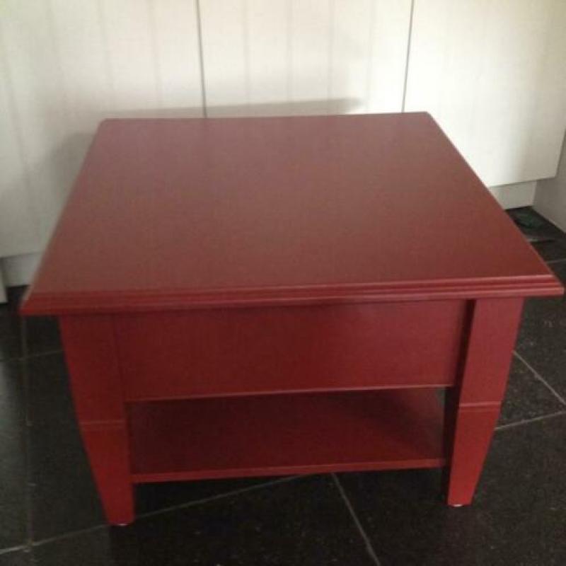 Te koop bijzettafel met doorschuiflade L+B=69cm,H=47cm