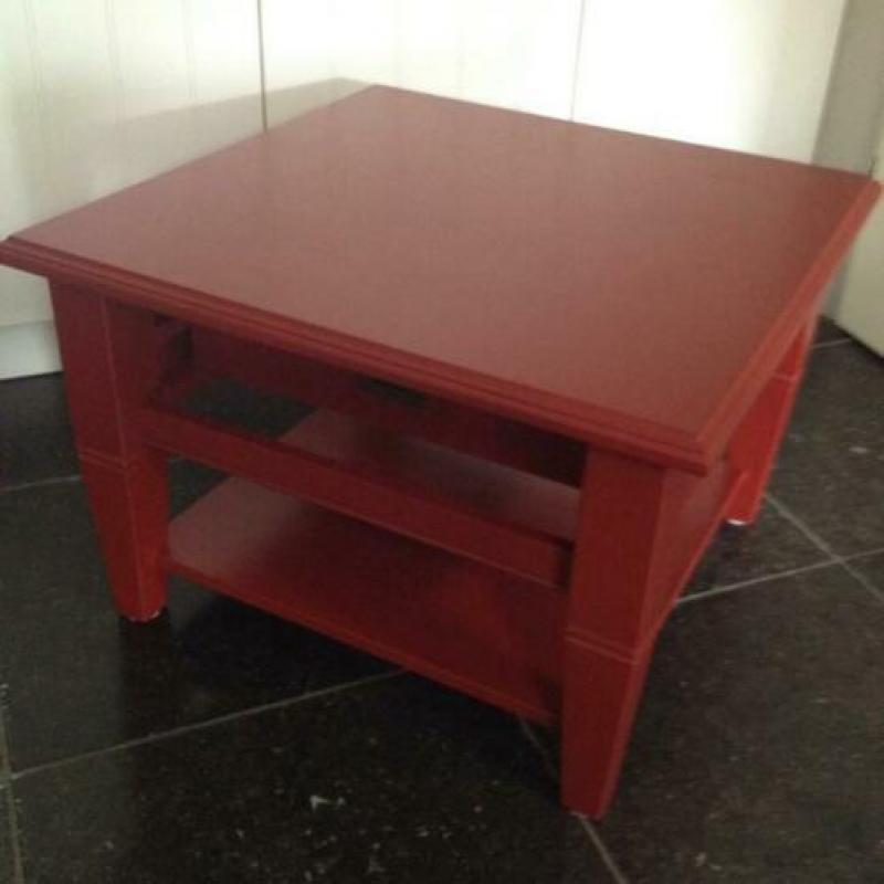 Te koop bijzettafel met doorschuiflade L+B=69cm,H=47cm