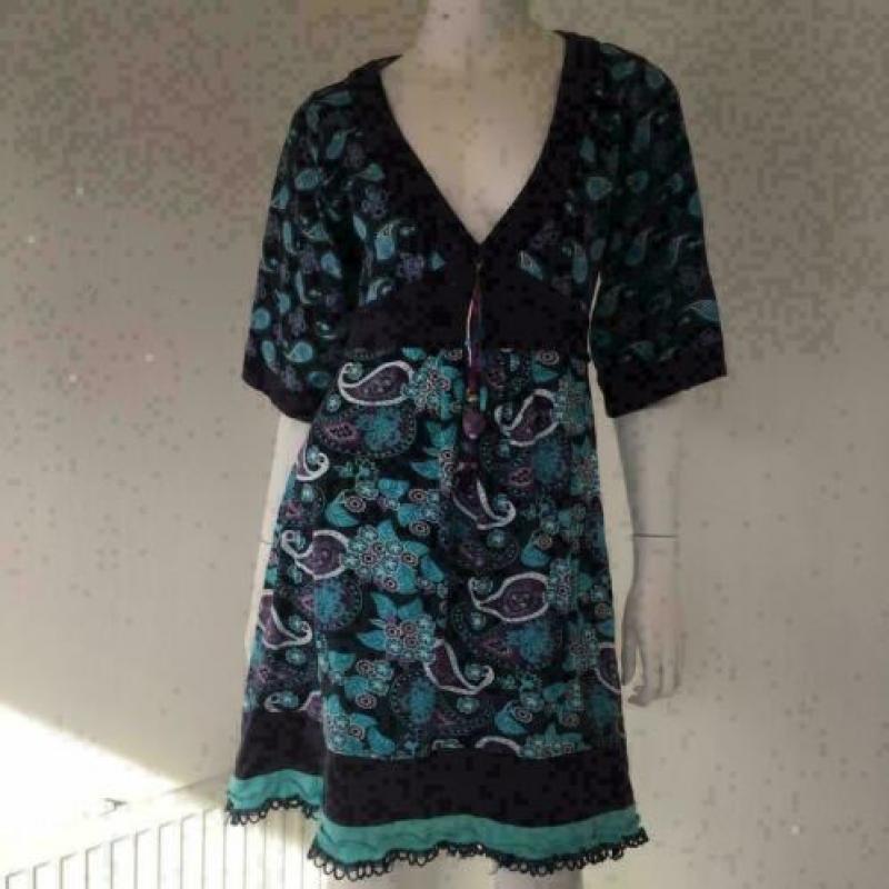 3126 Mooi retro jurkje MISS ETAM; Mt=S/36 Nieuwstaat