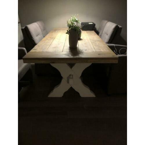 Grote tafel met witte kruispoot 2.20x1.00
