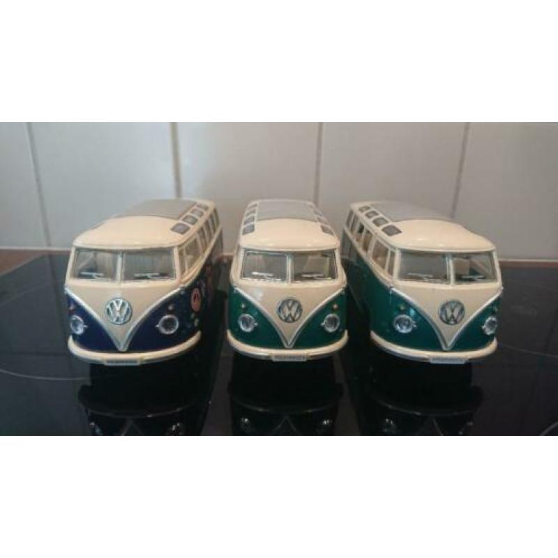 3 Volkswagen T1 busjes 1962 1/24