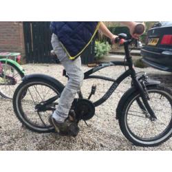 Volare stoere fiets zwart 18 inch 6-7 jaar ketting kapot
