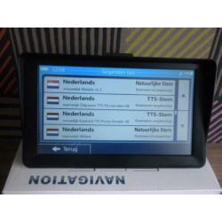 7' Auto, Camper, Truck GPS Vast Zonnescherm.Bluetooth, AV-IN