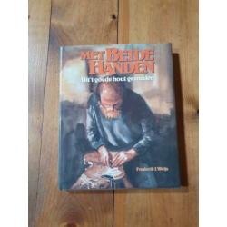 Met beide handen