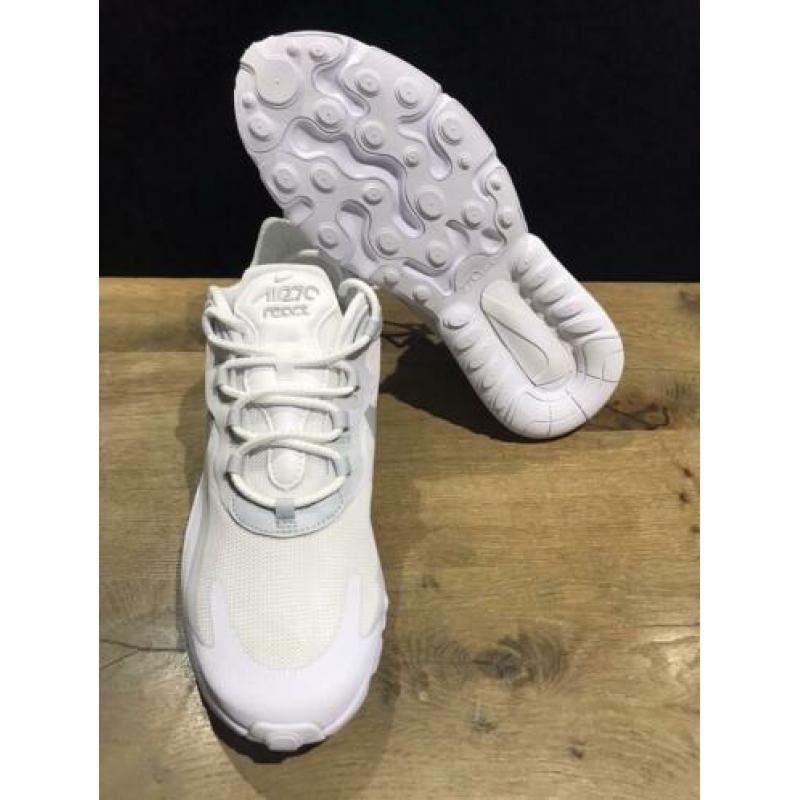 Nike Air max 270 react wit grijs maat 42 NIEUW IN DOOS