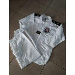 Taekwondopak maat 160 zgan