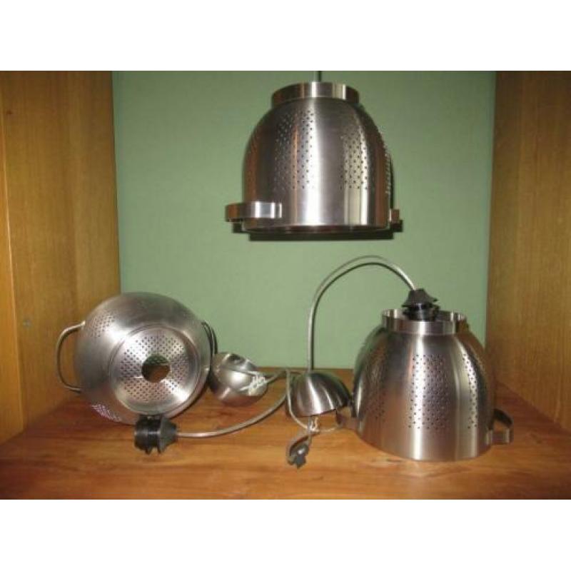 3 hanglampen van vergieten