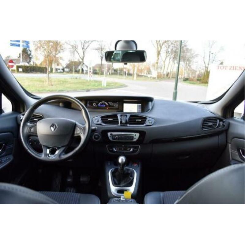 Renault Grand Scénic 1.5 dCi Bose, Panoramadak, Trekhaak, Cl