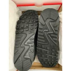 Nieuwe Nike Air Max 90 Essential maat EU45 US11