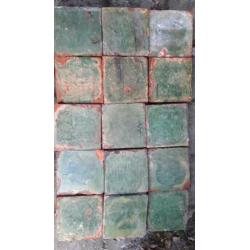 ANTIEKE Estrikken groen en rood