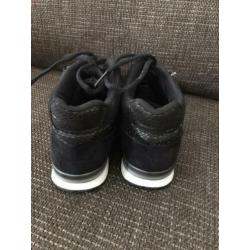 Sneakers (Rushour)