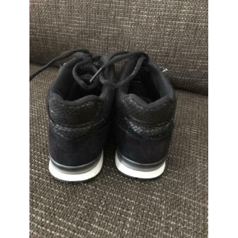 Sneakers (Rushour)