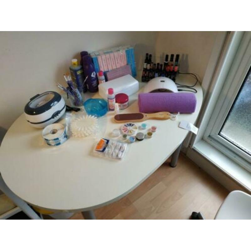 Cosmetische stoel/set