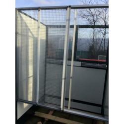 Nieuwe aluminium volière met sluisje