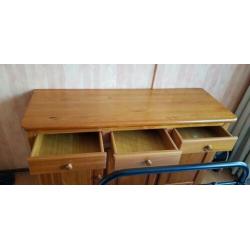 Grenen dressoir 145x52 90cm hoog